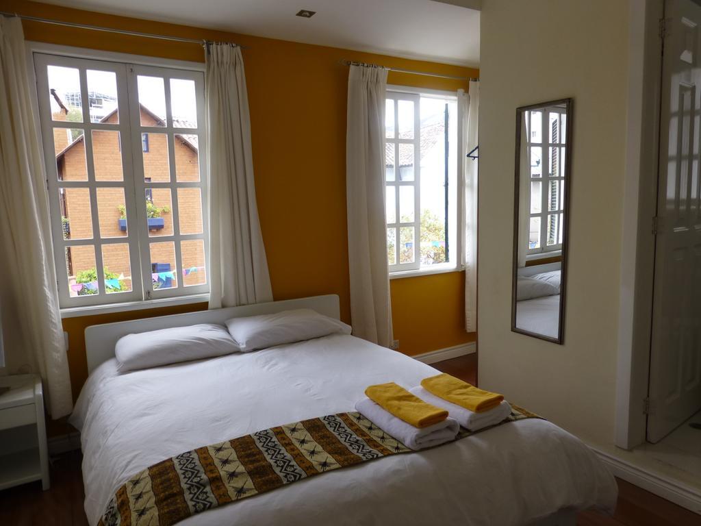 Hotel Cayman كويتو المظهر الخارجي الصورة