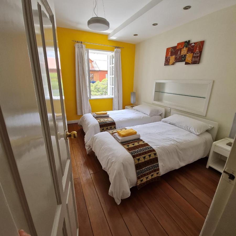 Hotel Cayman كويتو المظهر الخارجي الصورة
