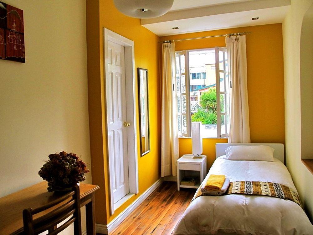 Hotel Cayman كويتو المظهر الخارجي الصورة